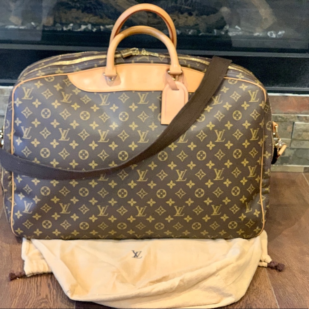 Louis Vuitton Monogram Alize 2 Pouches
